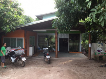 บ้านเดียว 2 ชั้น ซ.สุขาภิบาล 13  อ.หนองหิน จ.เลย  102 ตร.ว.