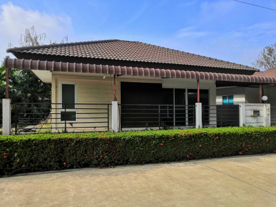 บ้านเดี่ยว 1ชั้น หมู่บ้านบ้านพรพิมล  บางเลน จ.นครปฐม 95.6 ตร.ว.