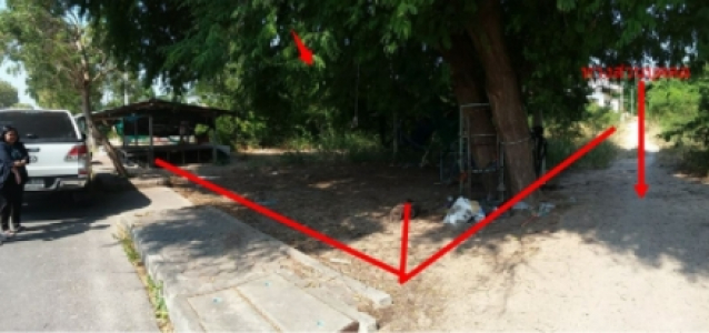 ที่ดินเปล่า ถนน ป้อมตํารวจ-หนองหิน ตําบลคลองวาฬ อําเภอเมือง จังหวัดประจวบคีรีขันธ์ เนื้อที่ 84 วา