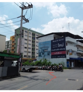 ห้องชุด ลุมพินี คอนโดทาวน์ ชลบุรี-สุขุมวิท เฟส 2 อาคารชุด   ตำบลบ้านสวน อำเภอเมืองชลบุรี จังหวัดชลบุรี เนื้อที่ 21.4 ตร.ม