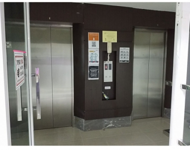 ห้องชุด เอดี บางเสร่ เลค แอนด์ รีสอร์ท อาคารอี อาคารชุด  ตำบลบางเสร่ อำเภอสัตหีบ จังหวัดชลบุรี เนื้อที่ 54.6 ตร.ม