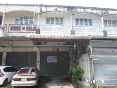 อาคารพาณิชย์ ขนาด 44.3 ตร.วา ถ.อ้อมค่ายวชิราวุธ จ.นครศรีธรรมราช