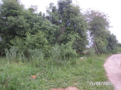 ที่ดินเปล่า ถ.เทศบาล 14(สุดบรรทัด) เนื้อที่ 2-1-07 ไร่