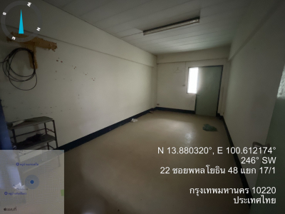 คอนโดมิเนียม ถ.พหลโยธิน เนื้อที่่ 20.69 ตร.ม