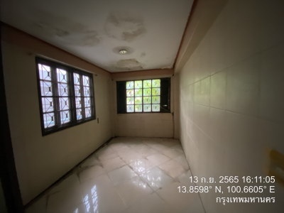 บ้านเดี่ยว หมู่บ้านนันทวัน ซ.คู้บอน27 แยก 13 เนื้อที่ 96.4 ตร.ว