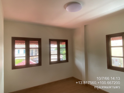 บ้านเดี่ยว มบ.กัญจน์เพชร 3 ซ.นวมินทร์ 74 แยก 3 เนื้อที่ 46.3 ตร.ว