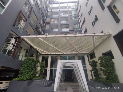 ห้องชุดคอนโด อินเตอร์ ลักส์ พรีเมียร์ สุขุมวิท 13 ชั้น5