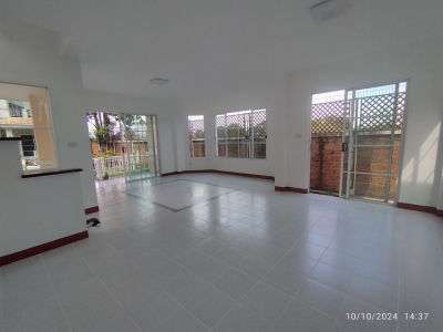 บ้านเดี่ยว 60.6 ตร.วา ถ.รังสิต-นครนายก
