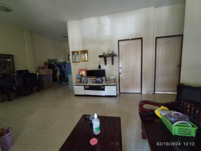 บ้านแฝด หมู่บ้าน/โครงการ เทพบุรี(รัษฎานุรรณ์) ซอย เทพบุรีซ.5 ถนน รัษฎานุสรณ์ตําบลรัษฎา อําเภอเมือง จังหวัดภูเก็ต เนื้อที่ 35.3 วา