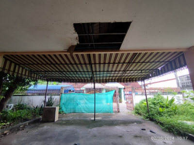 บ้านเดี่ยว ถ.ศรีสุทัศน์  ทรายทองวิลล่า   ต.รัษฎา อ.เมืองภูเก็ต จ.ภูเก็ต  เนื้อที่ 99.6 วา