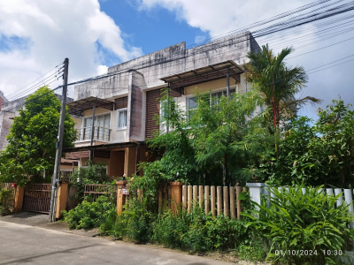 ทาวน์เฮาส์ บ้านแฝด2ชั้น โครงการ ภูเก็ตอันดามันทรอปิคอลโฮม  ซ.ถนนภายในโครงการ ถ.เจ้าฟ้าตะวันตก(4021)กม.15+650   ฉลอง เมืองภูเก็ต ภูเก็ต  เนื้อที่  39.2
