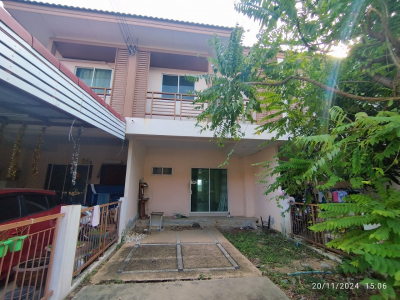 ทาวน์เฮ้าส์ 2 ชั้น หมู่บ้าน 168/251 ไอลีฟทาวน์ ประชาอุทิศ 90 จ.สมุทรปราการ 25 ตร.ว.