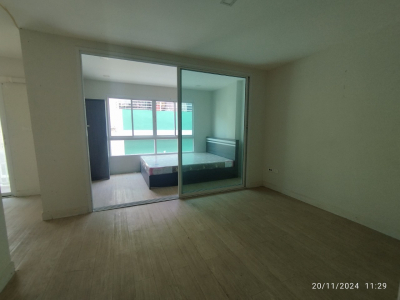 โมเดิร์น คอนโด Modern Condo กำนันแม้น ซอย 3    ขนาด 29.8 ตรม.