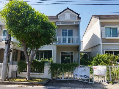 บ้านแฝด 2 ชั้น หมู่บ้านเดอะวิลเลจ บางนา กม.10
