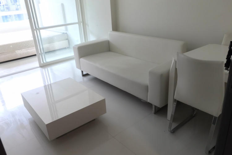 ขายคอนโด Elements Srinakarin (อิลีเม้นท์ ศรีนครินทร์) เฟอร์นิเจอร์ครบ พร้อมเข้าอยู่ แอร์ 2ตัว วิวสวน