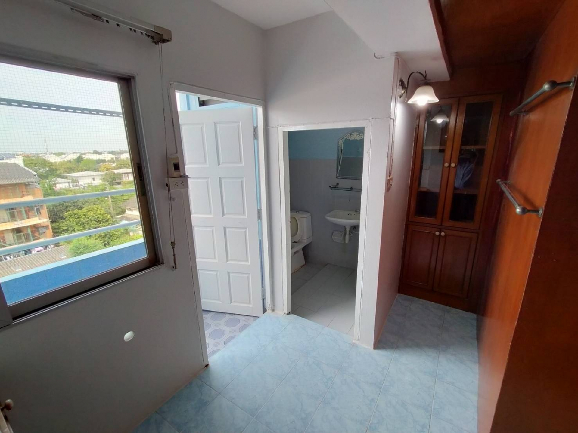 ห้องชุดพักอาศัย แจ้งวัฒนะ12 คอนโดทาวน์  กรุงเทพฯ 32 ตร.ม.