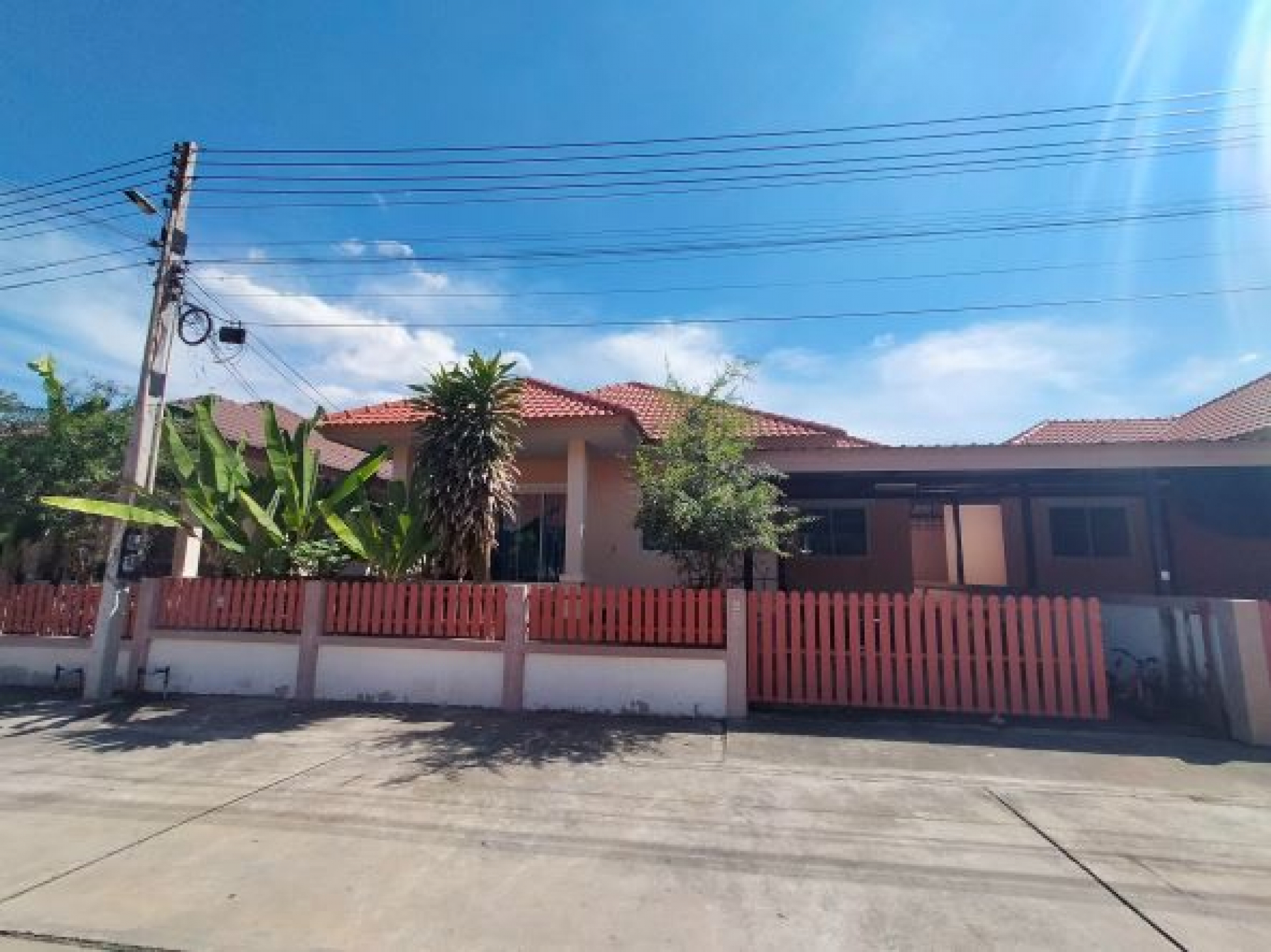 บ้านแฝด ชั้นเดียว หมู่บ้านอารยา แปลงยาว จ.ฉะเชิงเทรา  36 ตร.ว.