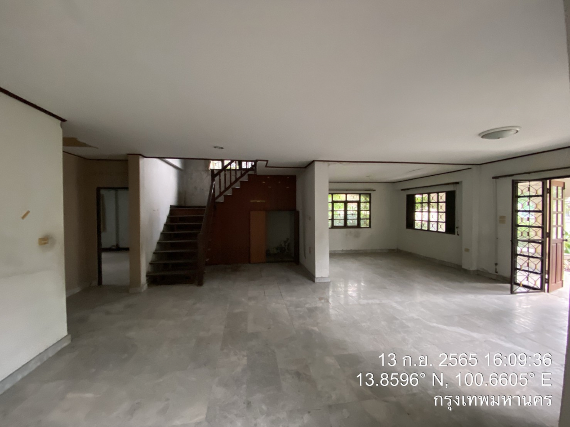 บ้านเดี่ยว หมู่บ้านนันทวัน ซ.คู้บอน27 แยก 13 เนื้อที่ 96.4 ตร.ว