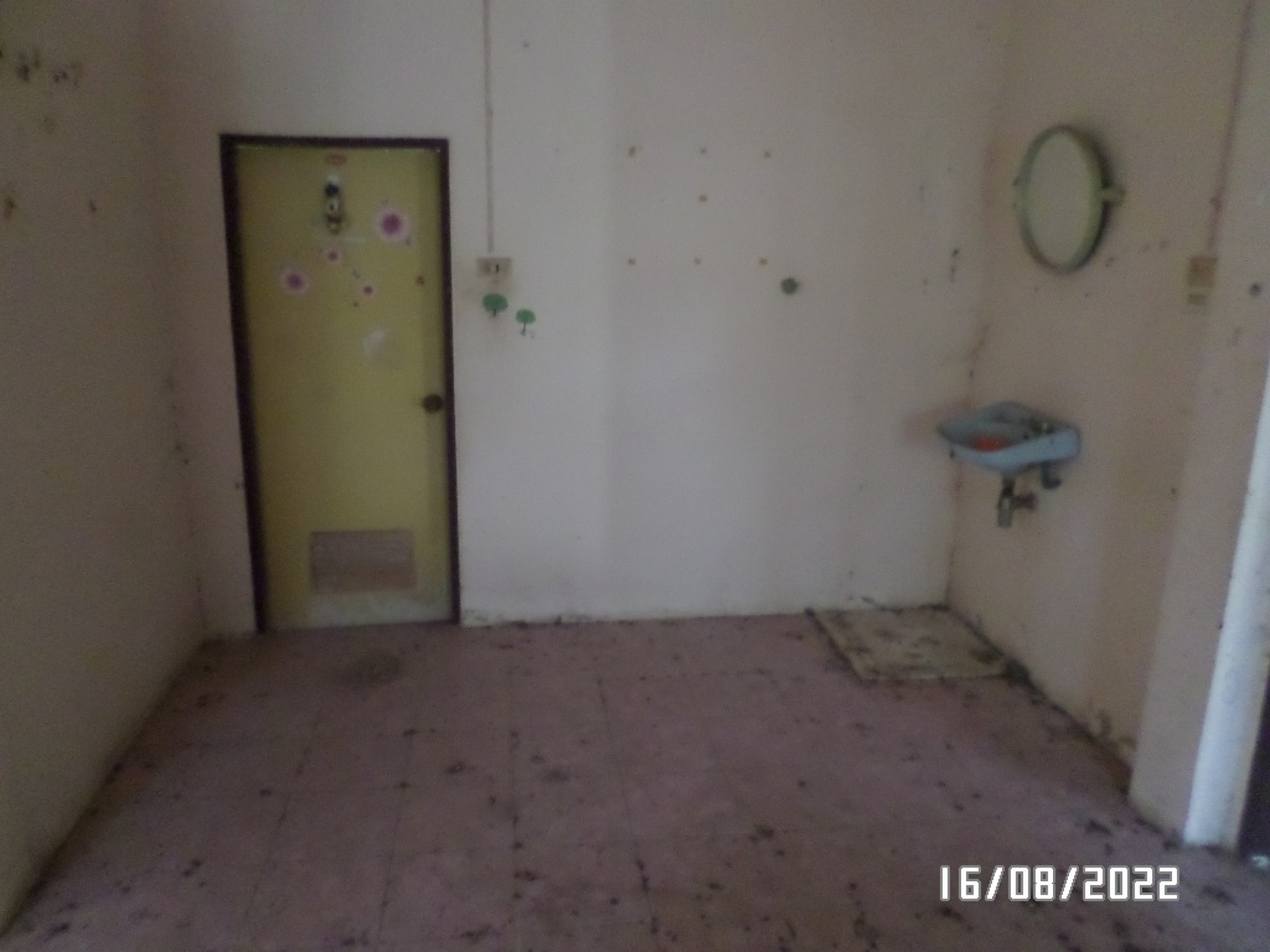 บ้านเดี่ยว อ.โพนทอง เนื้อที่ 1-3-27 ไร่