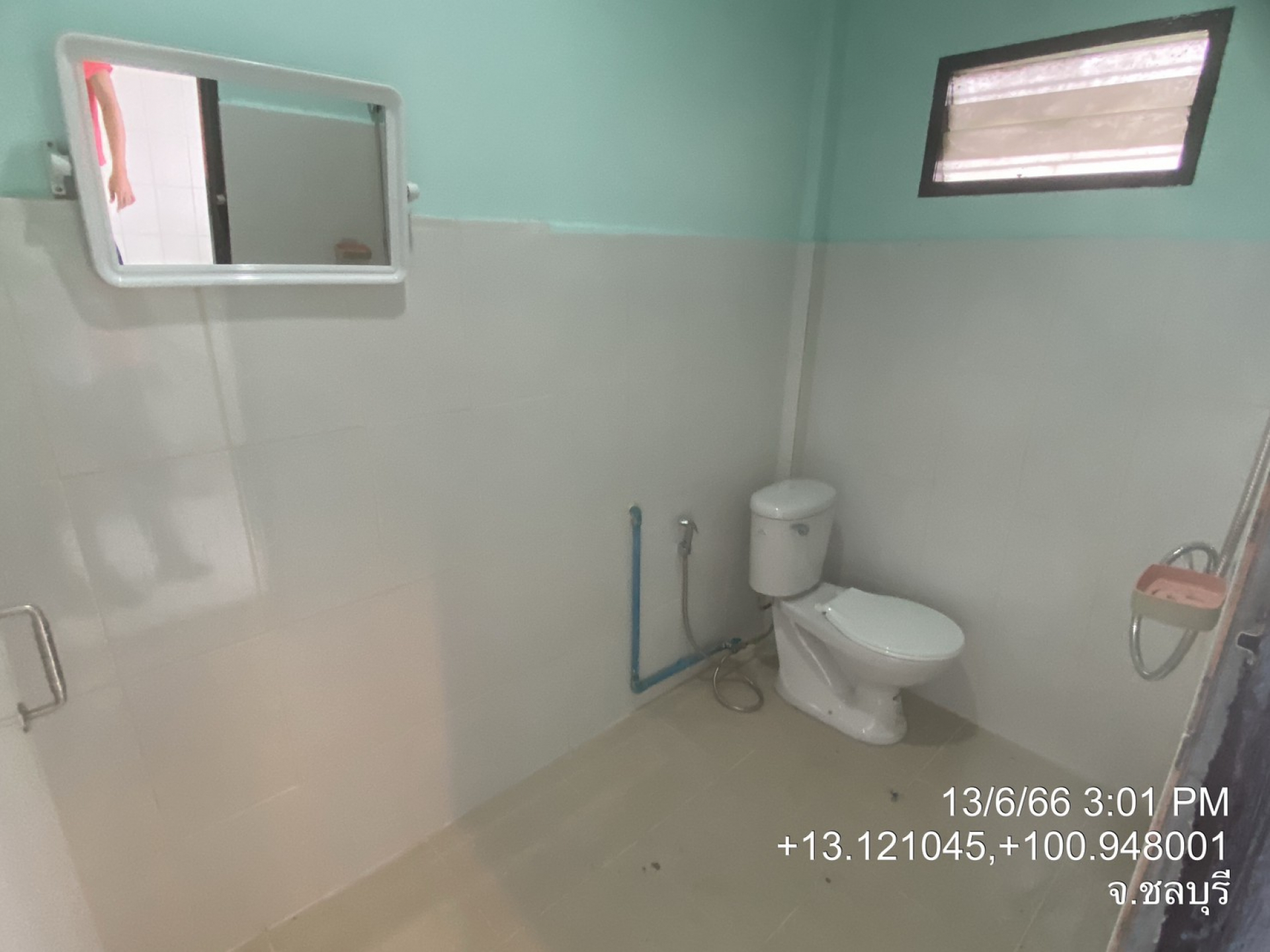 ทาวน์เฮ้าส์ 1 ชั้น หมู่บ้าน พระประทานพร  ชลบุรี 20 ตร.ว.