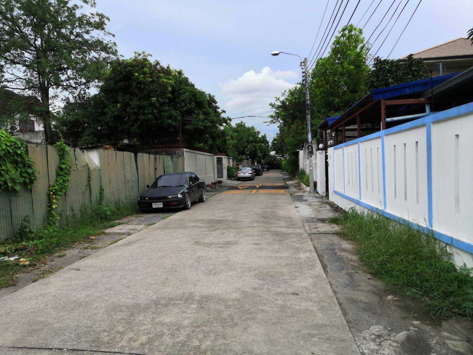 บ้านเดี่ยว 2 ชั้น (หัวมุมซอย) ซอยพัฒนเวศม์4 พระโขนง จ.กรุงเทพ 109 ตร.ว.