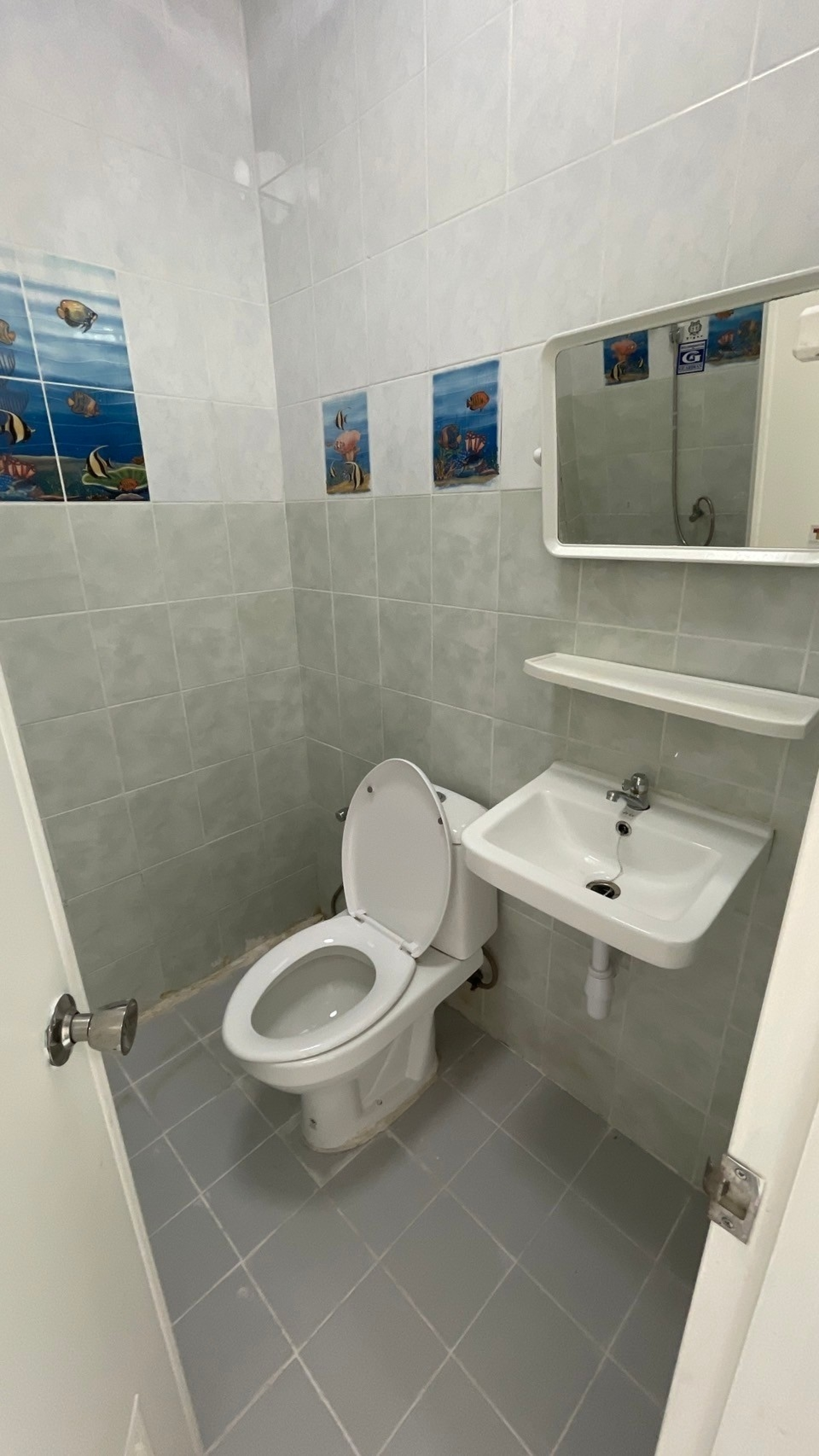 ท.ฮ.2ชั้น  15.9 ตรว. ม.ชุติมา ซอยมังกร-นาคดี แพรกษา สมุทรปราการ ทำเลดี ติดตลาด เติมครัว+โรงรถ