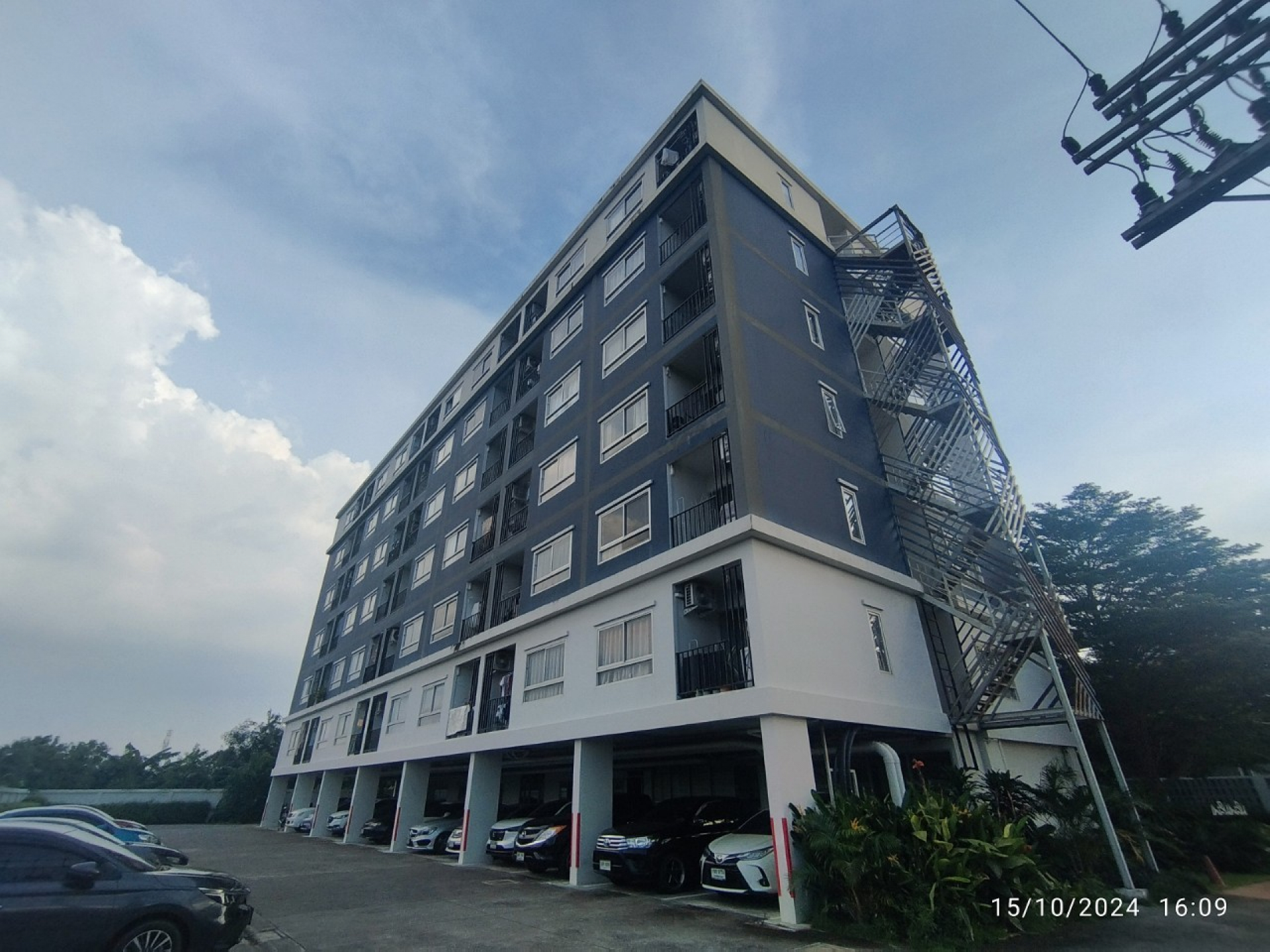 ห้องชุด เพลิน เพลิน คอนโดฯ ชั้น7 จ.ปทุมธานี เนื้อที่ 32.17 ตร.ม