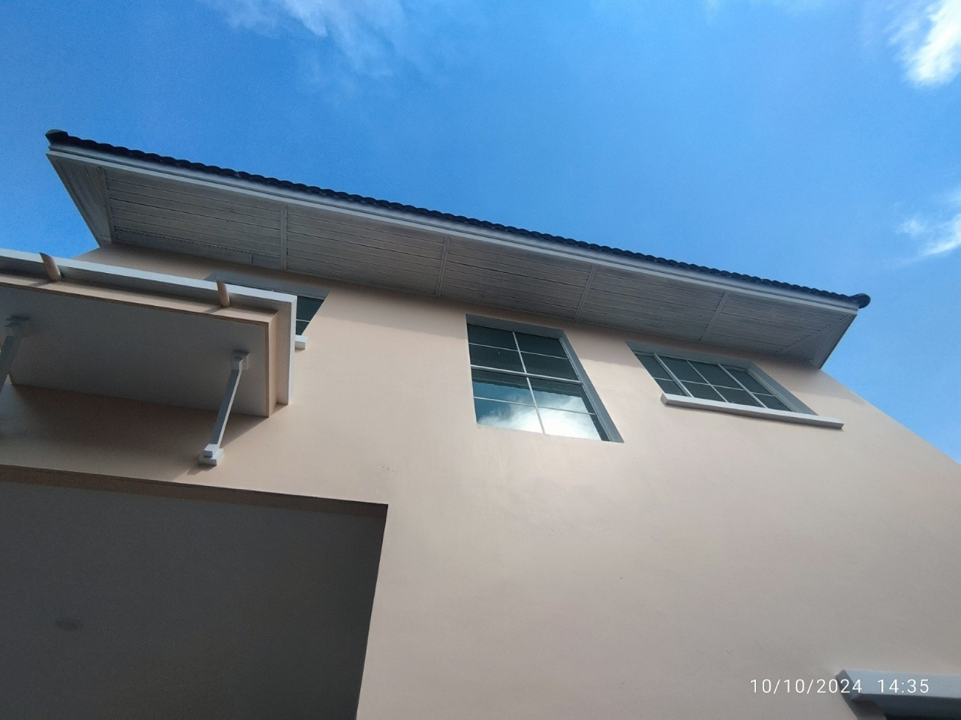 บ้านเดี่ยว หมู่บ้านมัณฑนารังสิต 2  60.6 ตร.วา ถ.รังสิต-นครนายก