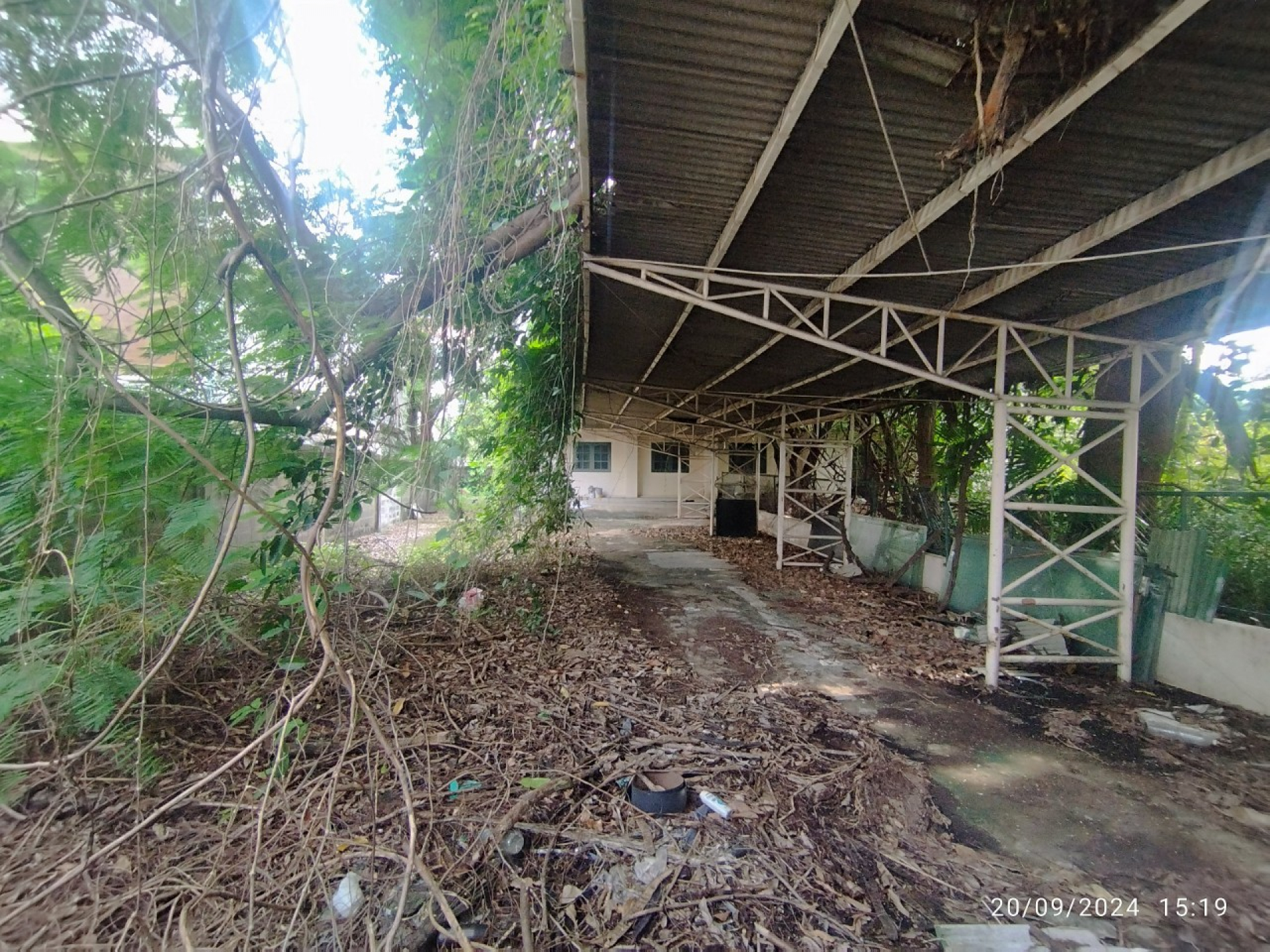 ที่ดินพร้อมสิ่งปลูกสร้าง ซอยปรีดีพนมยงค์ 14 พระโขนงเหนือ  จ.กรุงเทพฯ   146 ตารางวา