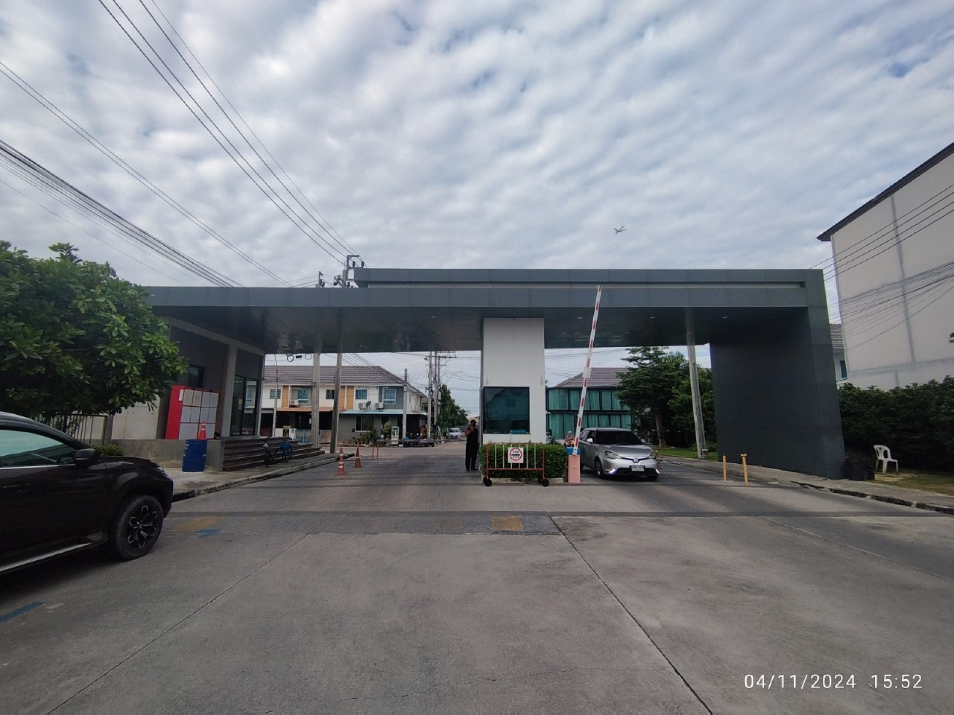 ทาวน์เฮ้าส์ 2 ชั้น หมู่บ้านพฤกษา 106(บางปู-ตำหรุ) สมุทรปราการ 17 ตร.ว.