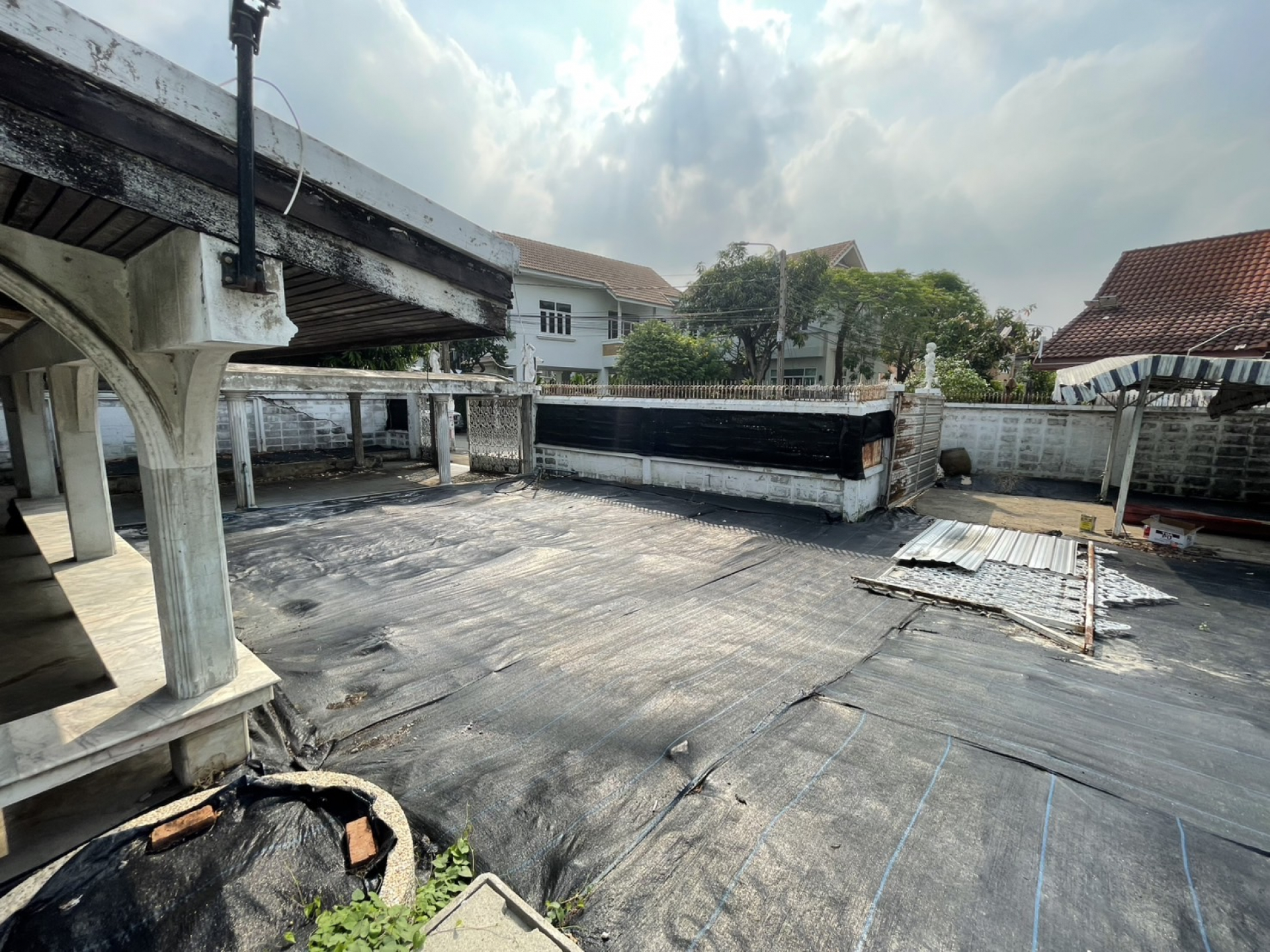 บ้านเดี่ยว 2 ชั้น ซ.งามวงศ์วาน 23 แยก 9 นนทบุรี  230 ตร.ว.