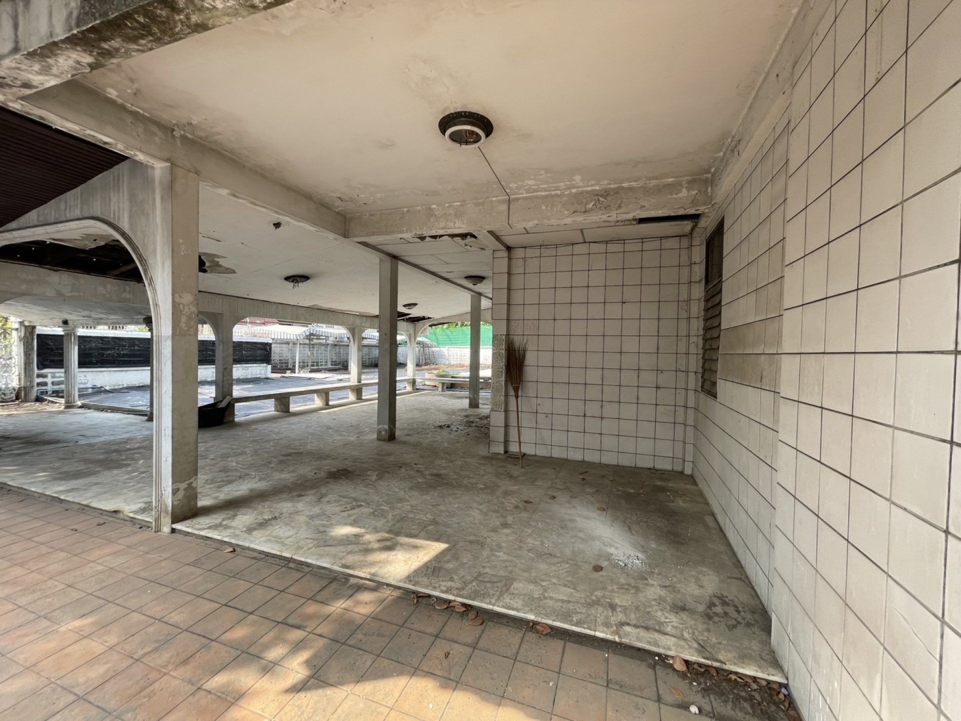 บ้านเดี่ยว 2 ชั้น ซ.งามวงศ์วาน 23 แยก 9 นนทบุรี  230 ตร.ว.