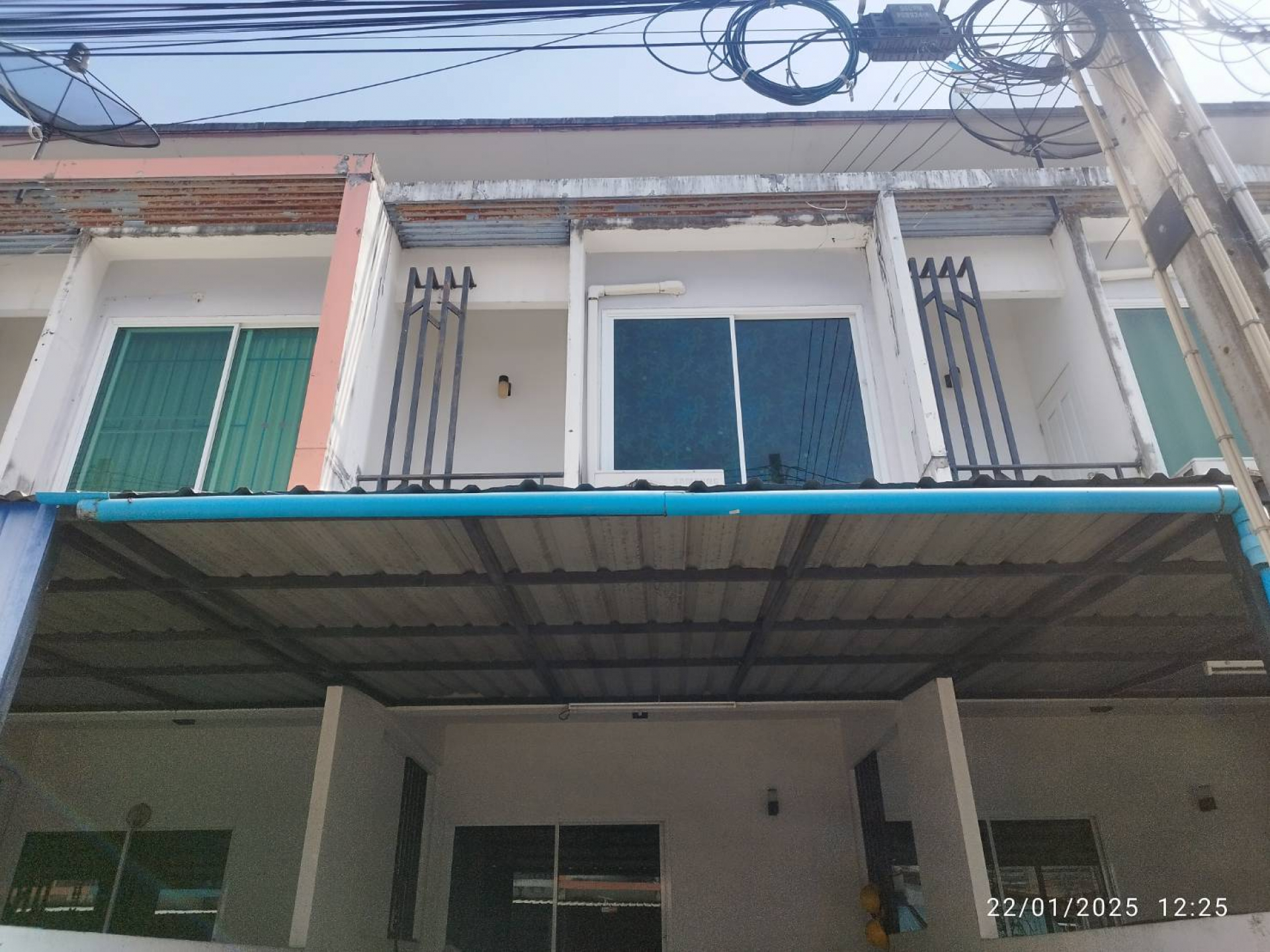 ทาวน์เฮ้าส์ 2 ชั้น หมู่บ้าน สมาร์ทแลนด์ นิวสไตล์ 2 ศรีราชา ชลบุรี   21 ตร.ว.