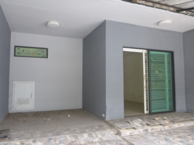 ทาวน์เฮ้าส์ 2 ชั้น 1 คูหา หมู่บ้านเดอะคอนเนค33(อ่อนนุช-วงแหวน)