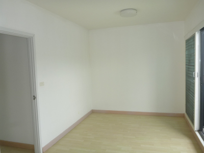 ทาวน์เฮ้าส์ 2 ชั้น 1 คูหา หมู่บ้านเดอะคอนเนค33(อ่อนนุช-วงแหวน)