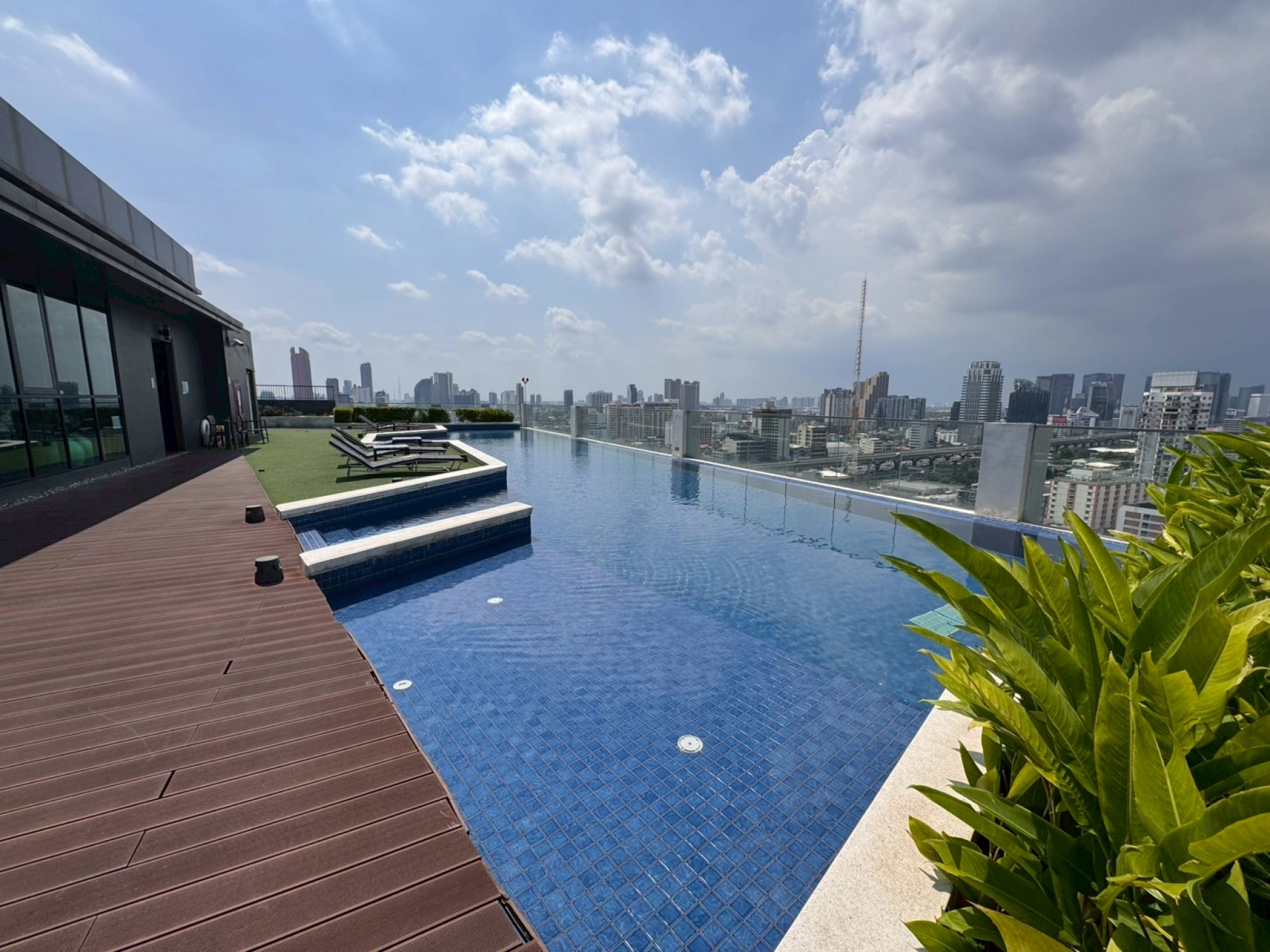 fuse miti ห้องชุดพักอาศัย ฟิวส์ มิติ สุทธิสาร-รัชดา ชั้นที่ 11